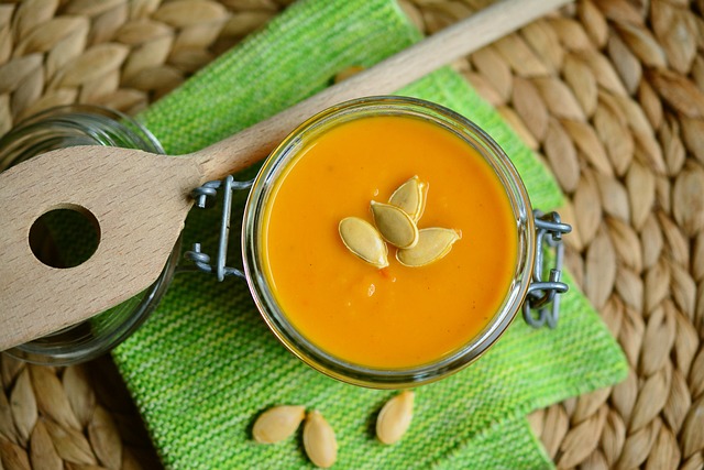 Zupy w słoikach: Smaczna i praktyczna alternatywa dla szybkich posiłków
